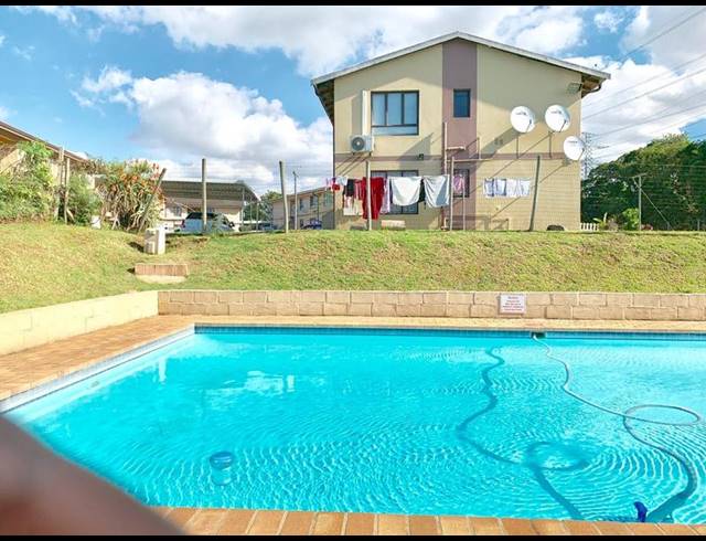 3 BEDROOM DUPLEX FOR SALE IN EASTBURY